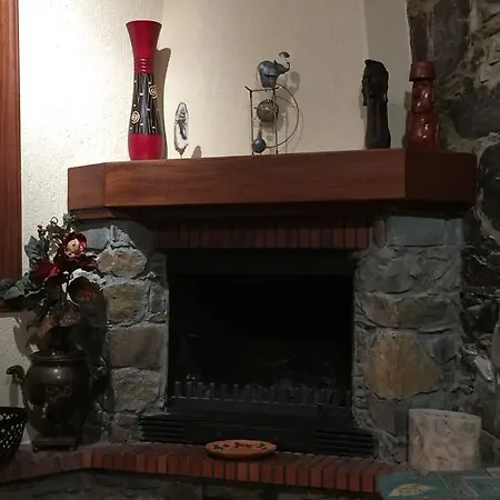 3- Bedroom Mountain House Σπίτι διακοπών Ζωοπηγή