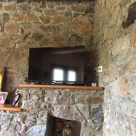 Σπίτι διακοπών 3- Bedroom Mountain House *